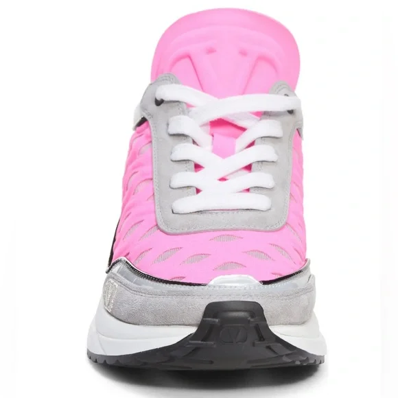 Ready Go Runner Sneaker size 40